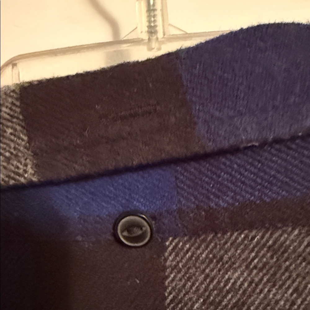 Penfield Boyfriend fit Flannel blue grey buffalo plaid M - Picture 7 of 10